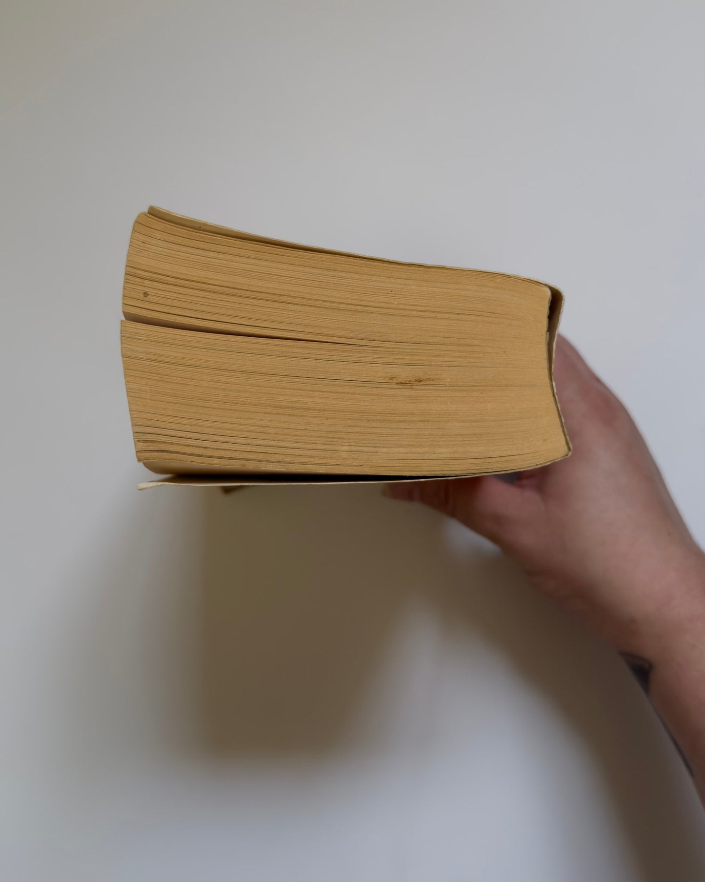 A Clash of Kings (A Song of Ice and Fire, Book 2) by George RR Martin (Used)